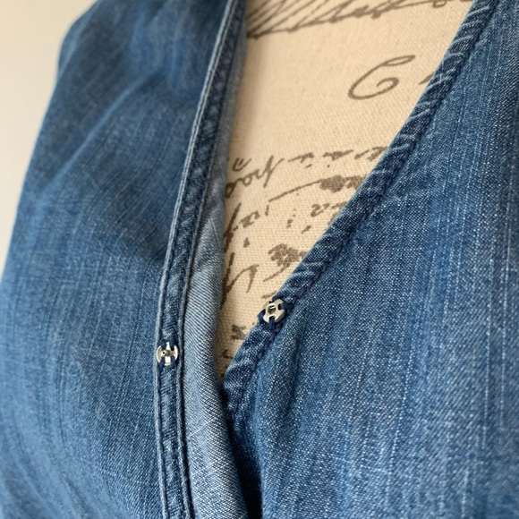 Madewell wrap top - Picture 8 of 15